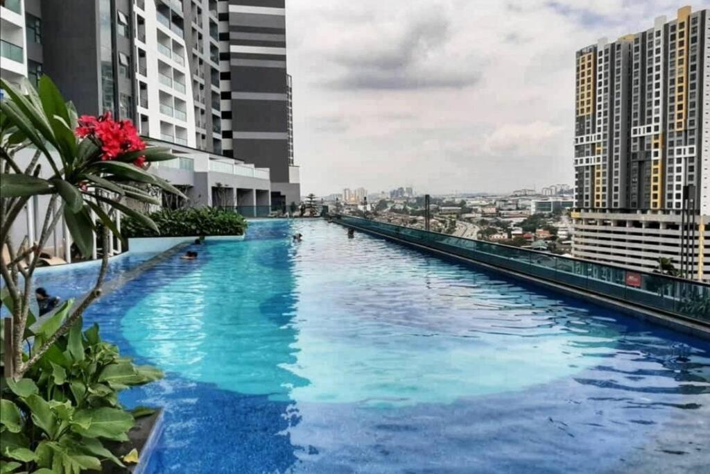 Symphony Tower Studio #9 With Balcony شيراس المظهر الخارجي الصورة