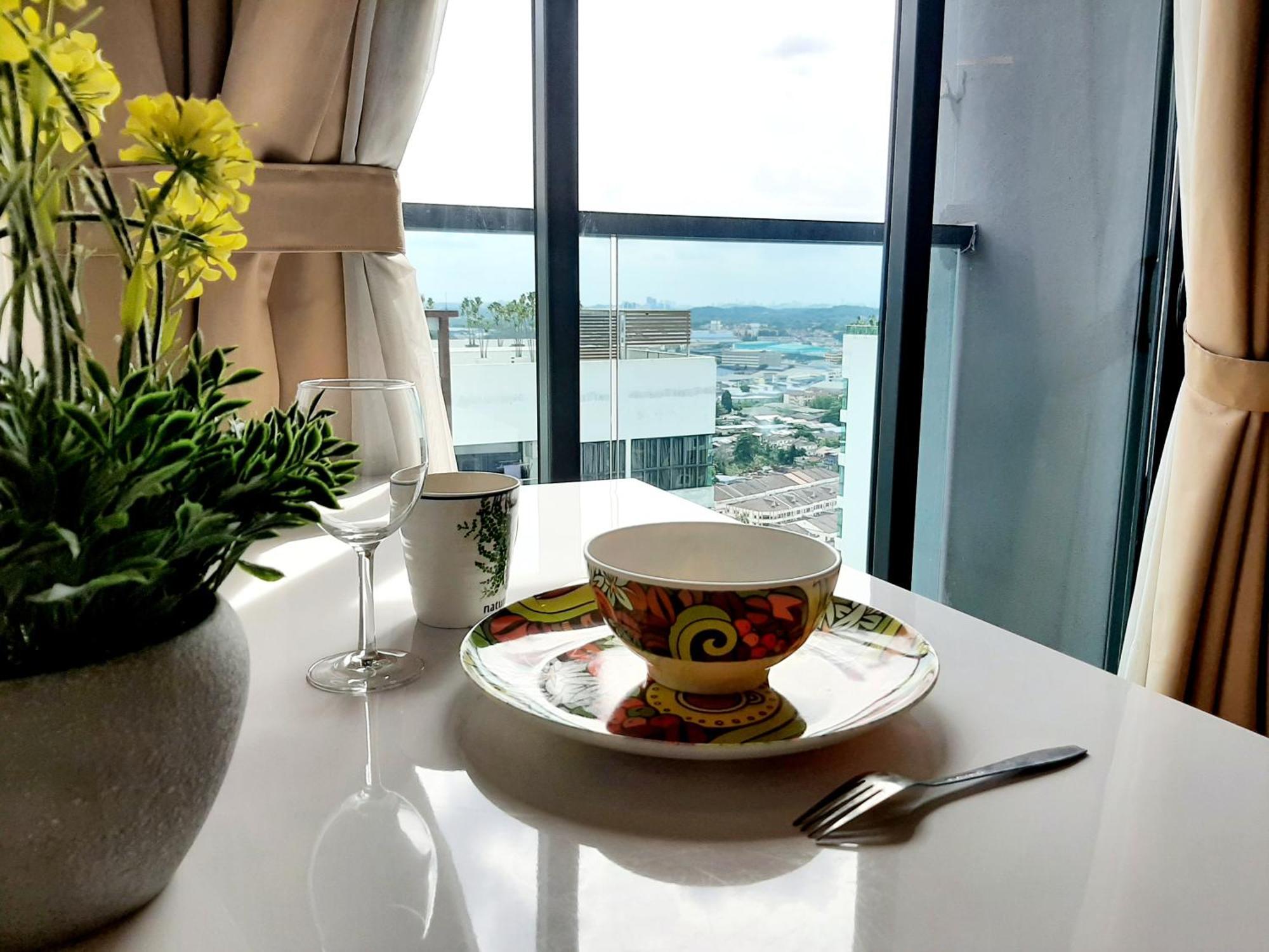 Symphony Tower Studio #9 With Balcony شيراس المظهر الخارجي الصورة